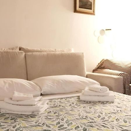 Cozy Apartment Near Train Station Firenze Esterno foto