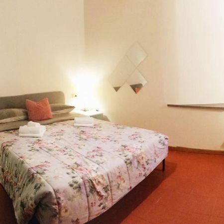 Cozy Apartment Near Train Station Firenze Esterno foto