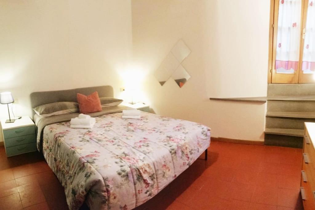 Cozy Apartment Near Train Station Firenze Esterno foto